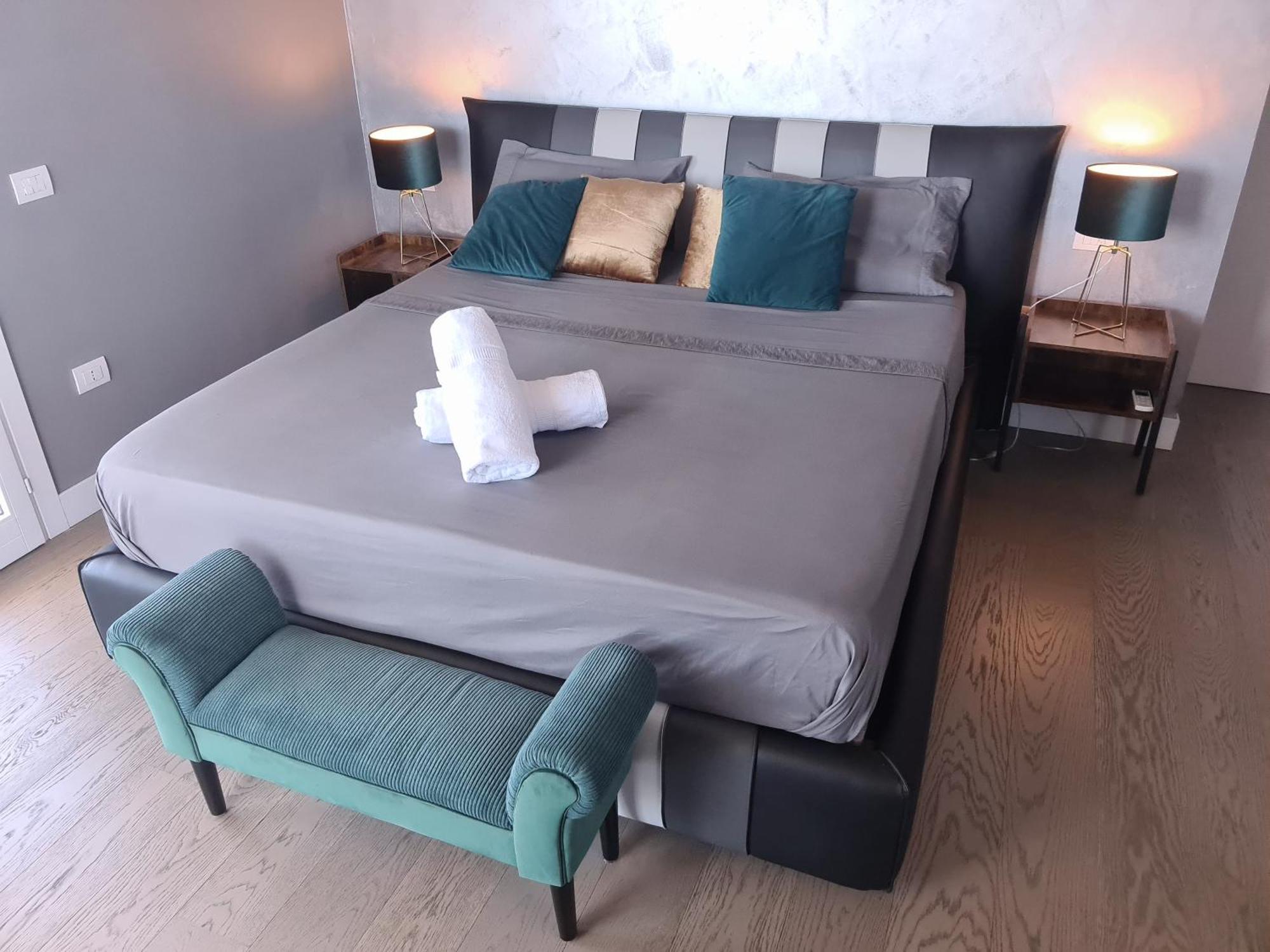 Penthouse Genneruxi Hotel Cagliari Luaran gambar